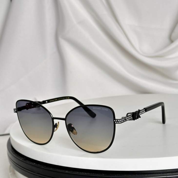 Picture of Michael Kors Sunglasses _SKUfw74809300fw
